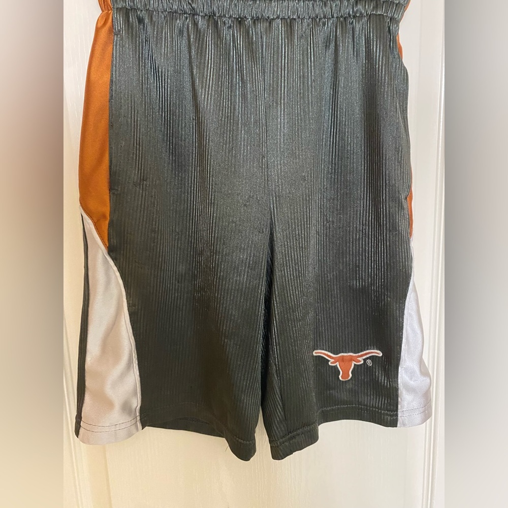Texas longhorn Youth boys athletic shorts size 8-10
